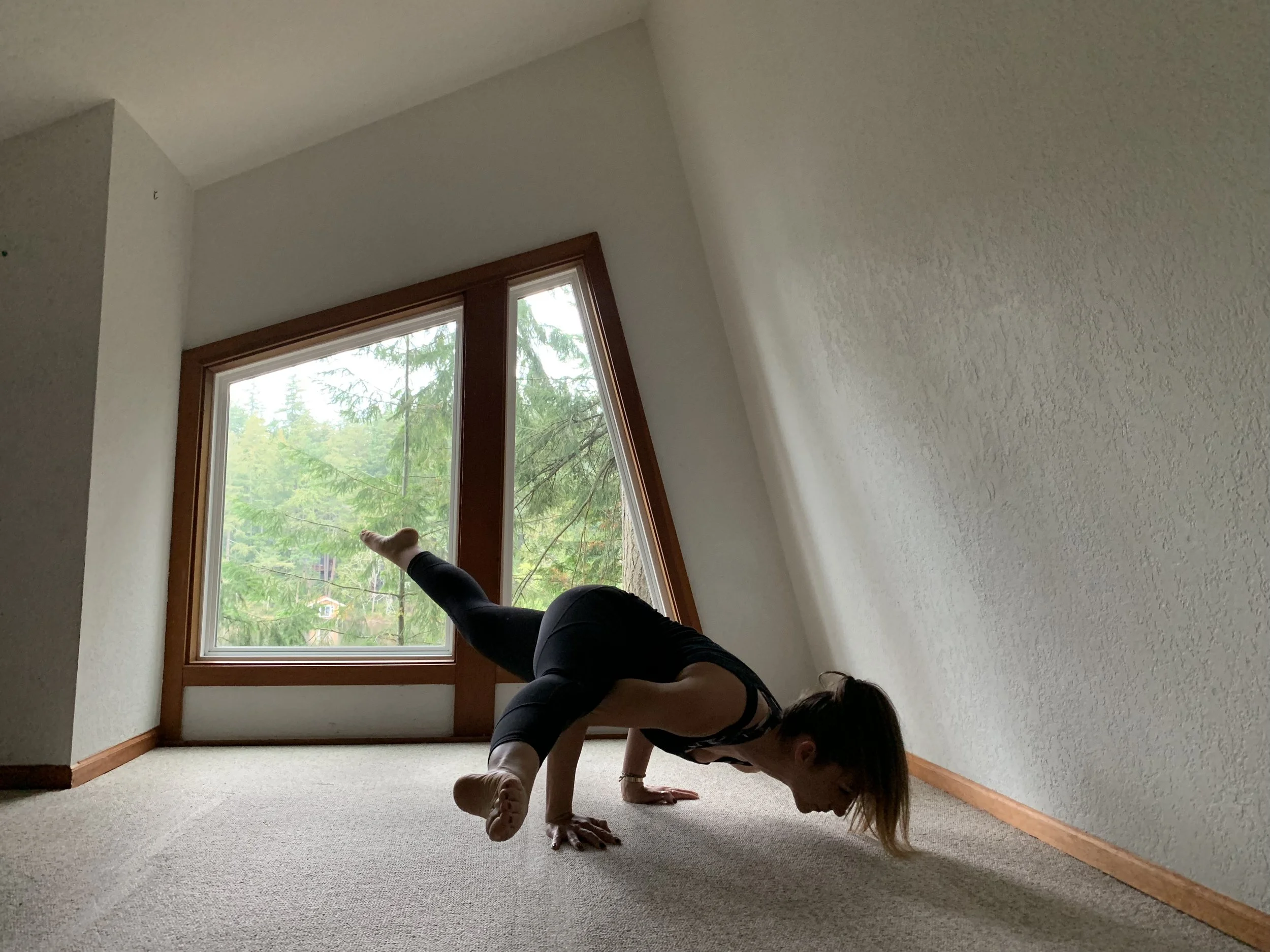 Yoga Gear Lululemon Tight Stuff Tight Review Laura Jean Anderson